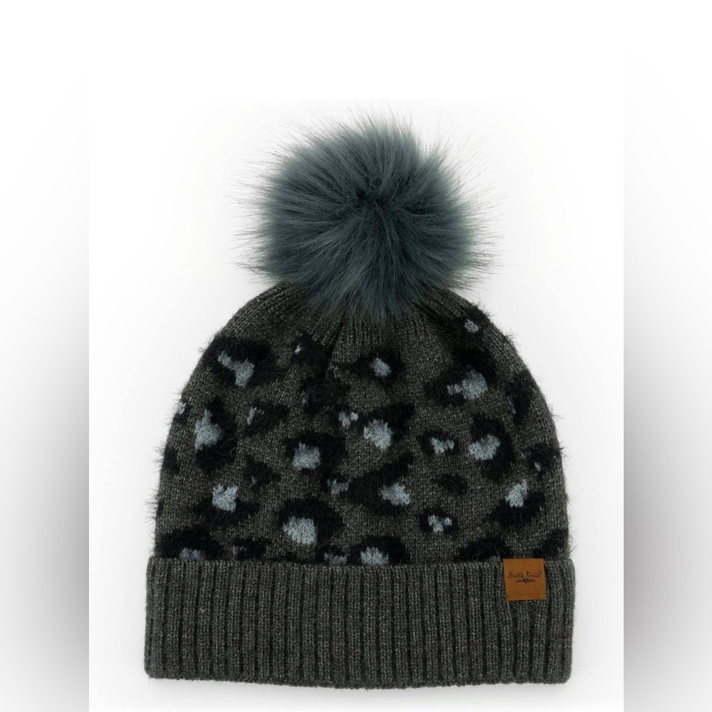 Britt's Knits Womens Cozy Ribbed Leopard Vegan Fur Pom Hat